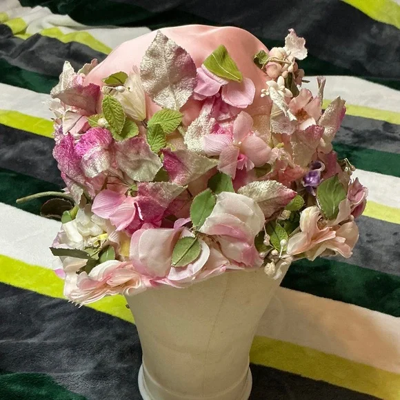 Vintage 1950’s Christian Dior Pink Floral Hat - Picture 7 of 14